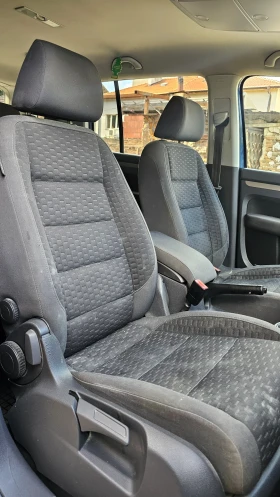 VW Touran 1.9TDI 105hp НОВ ВНОС, снимка 11