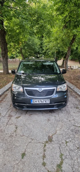 Lancia Voyager | Mobile.bg    2