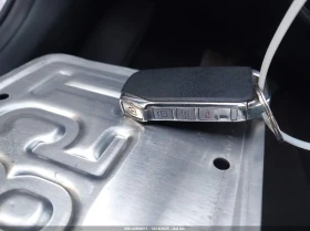 Kia K5 1.6L I-4 DI, DOHC, VVT, TURBO, 180HP Front Wheel, снимка 3