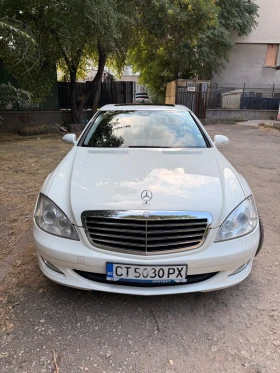 ������ Mercedes-Benz S 550