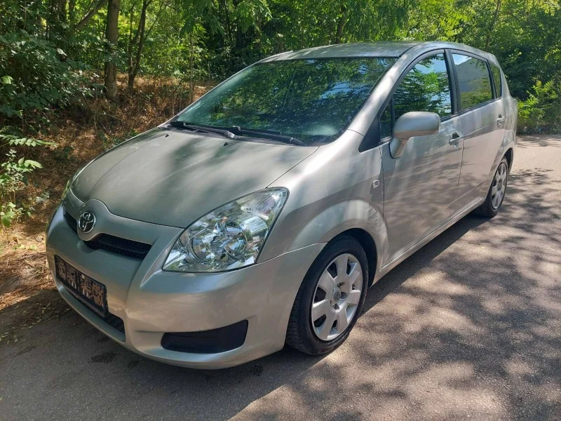 Toyota Corolla verso 2.2  D4D/136 p.s Facelift, снимка 4 - Автомобили и джипове - 46542263