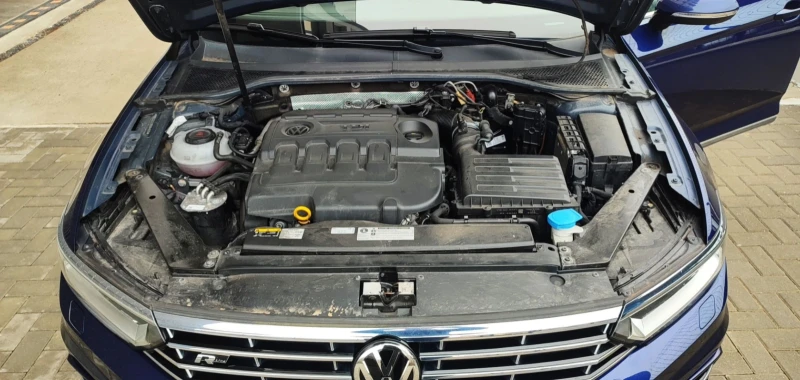 VW Passat R-line 4 Motion , снимка 13 - Автомобили и джипове - 48918833