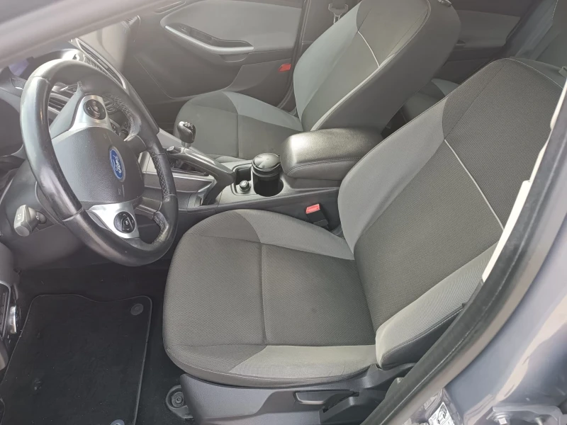 Ford Focus 1.6Hdi 115кс, снимка 8 - Автомобили и джипове - 49512250