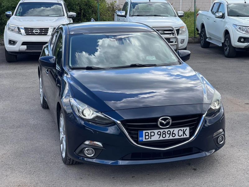 Mazda 3 1.5D Skyactiv, снимка 7 - Автомобили и джипове - 50342596