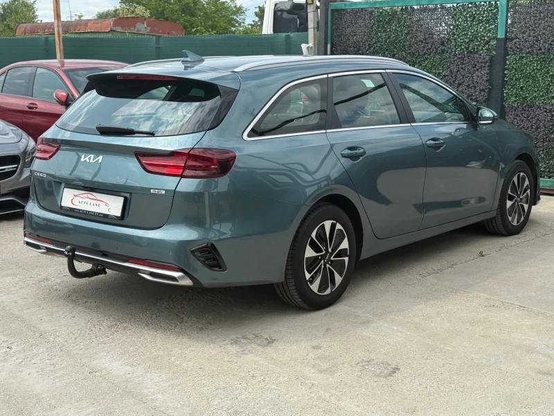 Kia Ceed Plug-in хибрид/LED/NAVI/KEYLESS GO/СОБСТВЕН ЛИЗИНГ, снимка 8 - Автомобили и джипове - 50505443