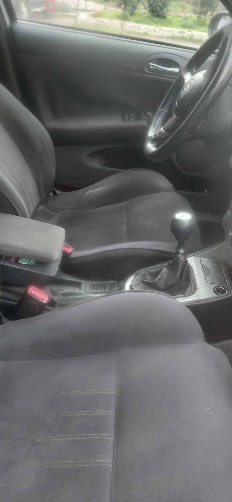 Alfa Romeo 147 1.9 jtd, снимка 15 - Автомобили и джипове - 50827399