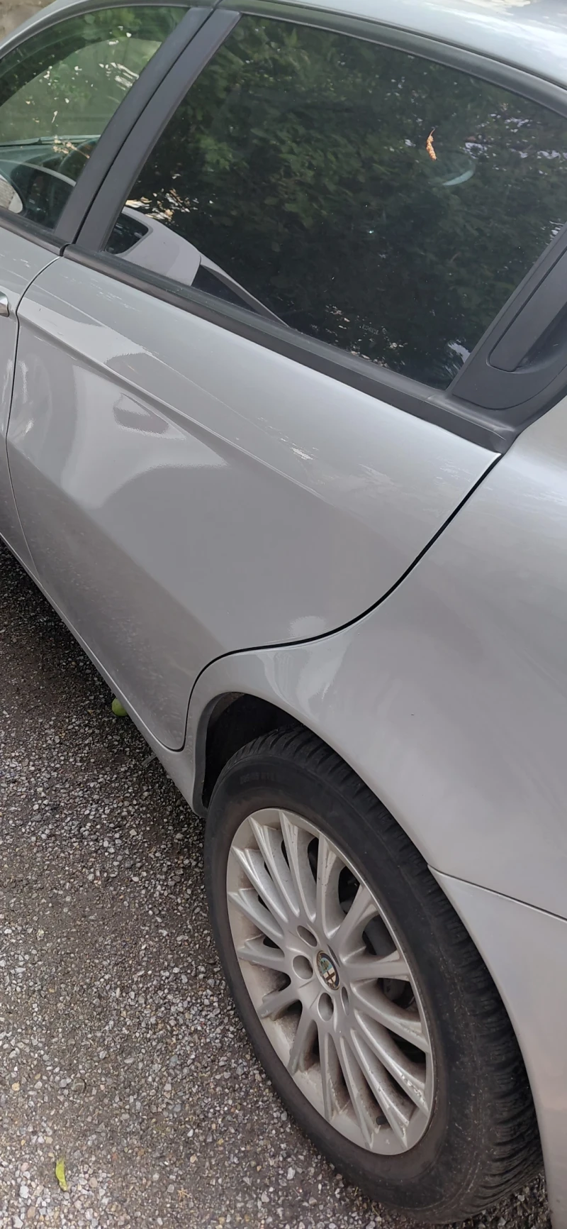 Alfa Romeo 147 1.9 jtd, снимка 3 - Автомобили и джипове - 50827399