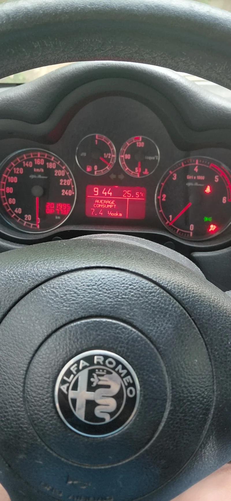 Alfa Romeo 147 1.9 jtd, снимка 7 - Автомобили и джипове - 50827399