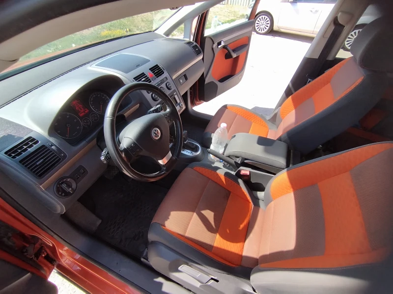 VW Touran Cross Touran, снимка 13 - Автомобили и джипове - 51635989