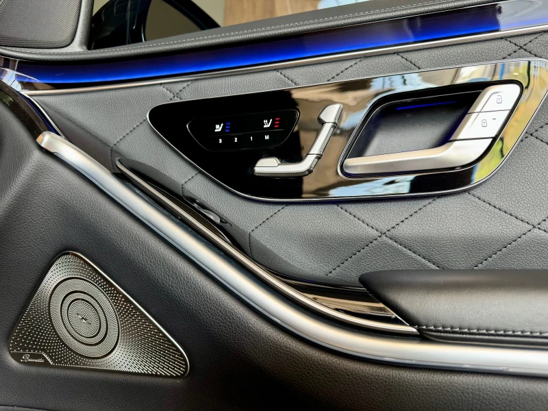 Mercedes-Benz S 500 L 4Matic AMG EXCLUSIVE Първи собственик! , снимка 11 - Автомобили и джипове - 52117436