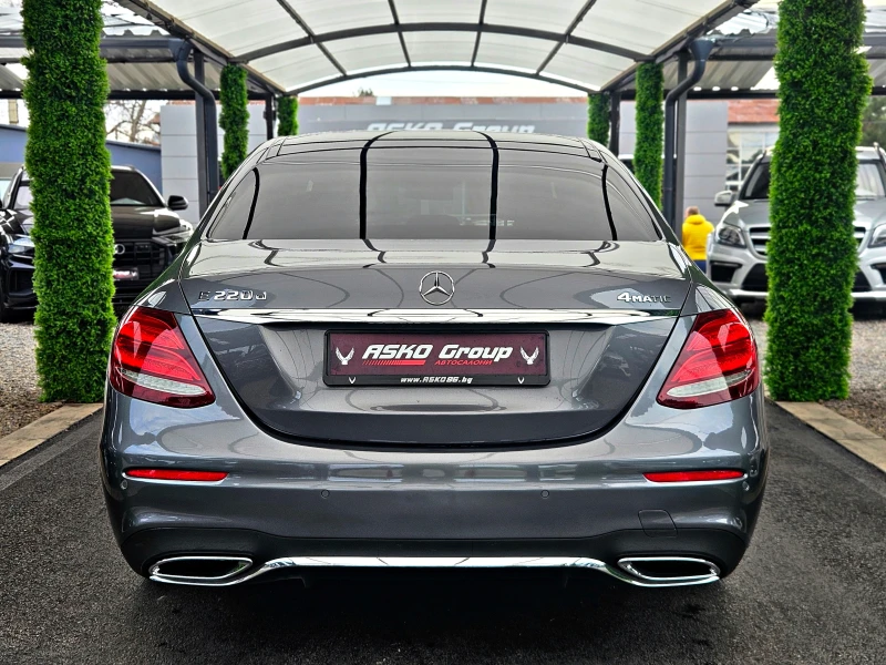 Mercedes-Benz E 220 AMG/4MAT/9G/DISTR/HUD/САМERA/ПОДГРЕВ/CAR PLAY/LIZI, снимка 6 - Автомобили и джипове - 52640387