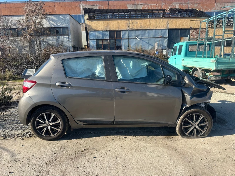 Toyota Yaris 1.5i Hybrid На части, снимка 2 - Автомобили и джипове - 52867029