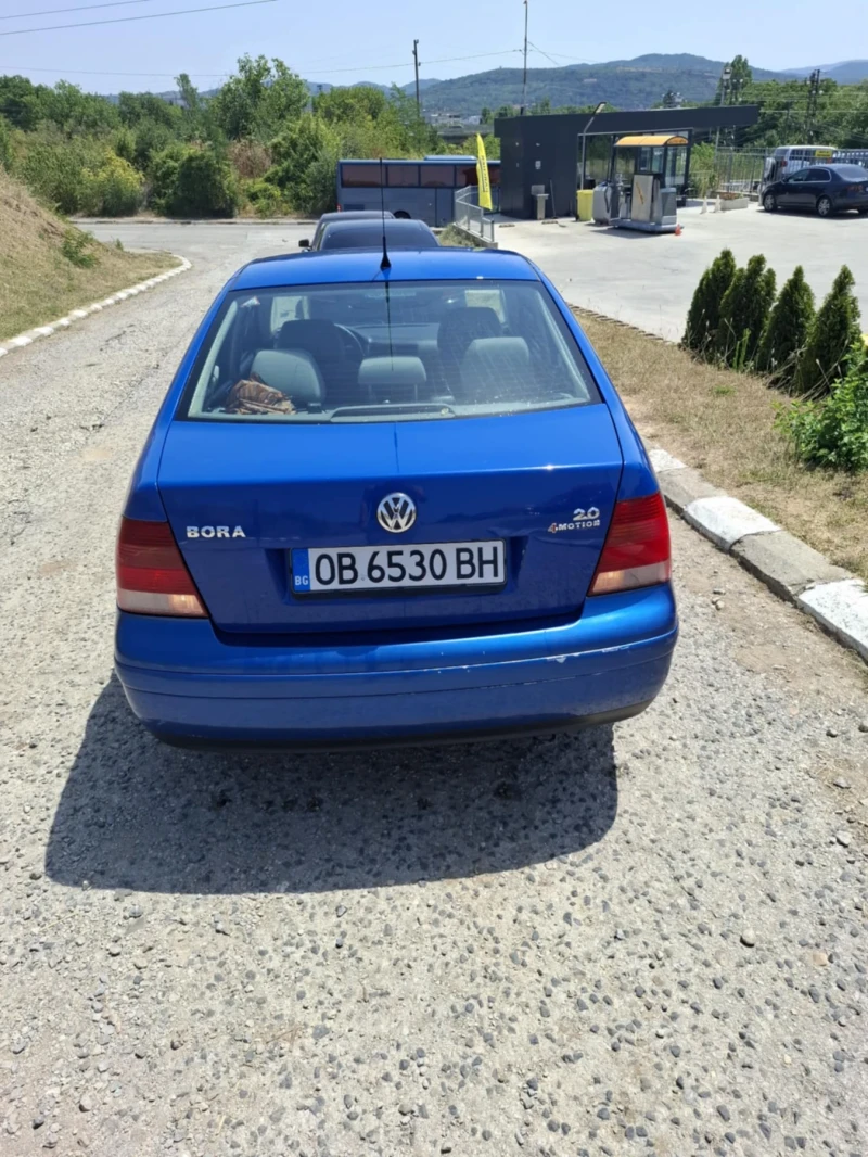 VW Bora 2.0 4motion, снимка 2 - Автомобили и джипове - 52914462