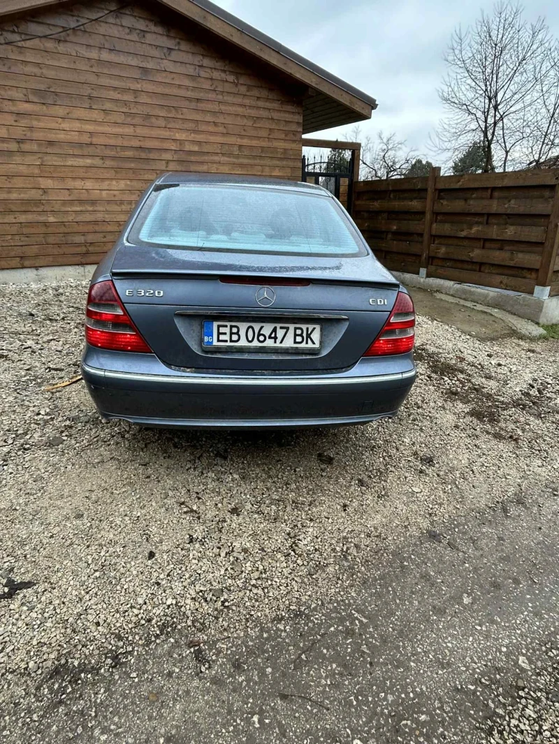Mercedes-Benz E 280, снимка 3 - Автомобили и джипове - 53064406