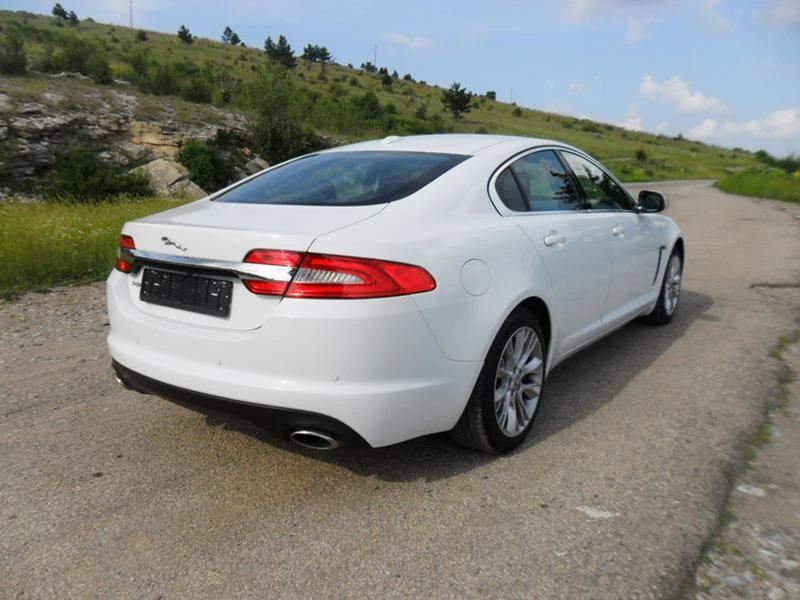 Jaguar Xf 3, 0-D-РЕГИСТРИРАН -ОТЛИЧEН - изображение 9