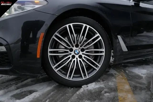 BMW 530 * 530i xDrive | M PACK | ФИКСИРАНА ЦЕНА* , снимка 9 - Автомобили и джипове - 53269948