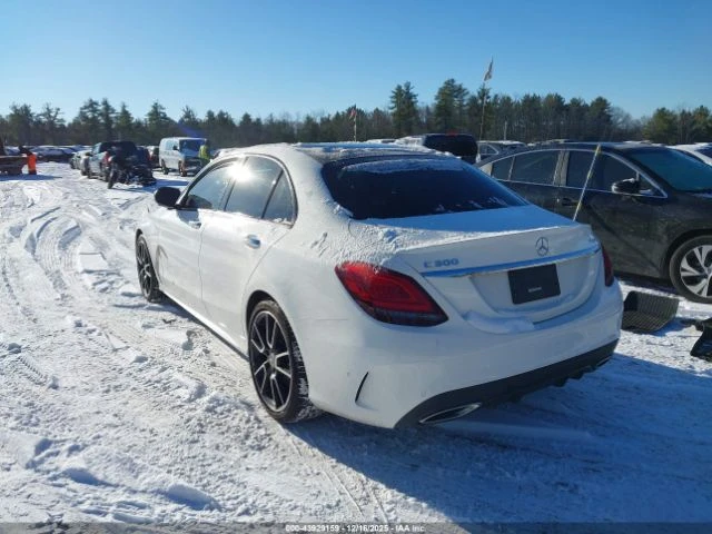 Mercedes-Benz C 300 4Matic - изображение 3