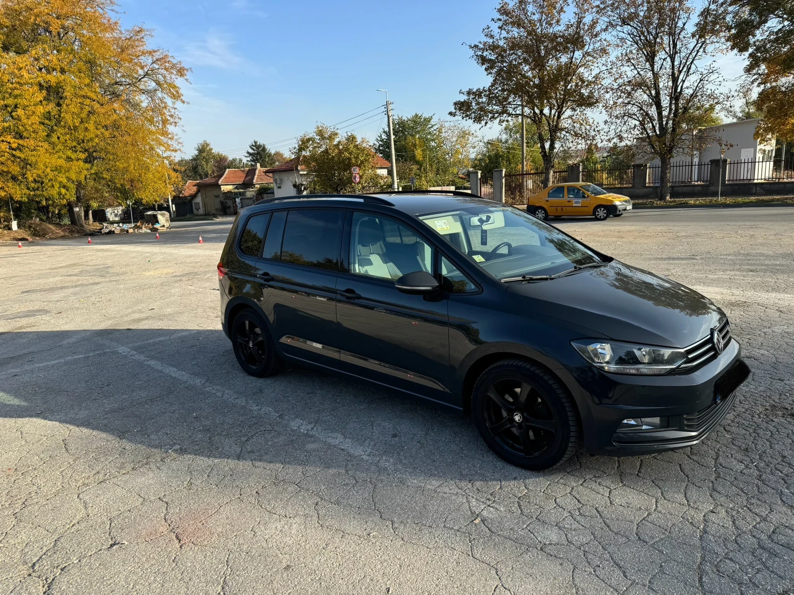 VW Touran  - изображение 5