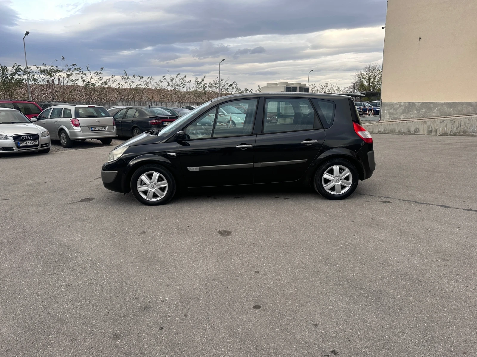 Renault Scenic 1.9DCI - КЛИМАТРОНИК - изображение 8