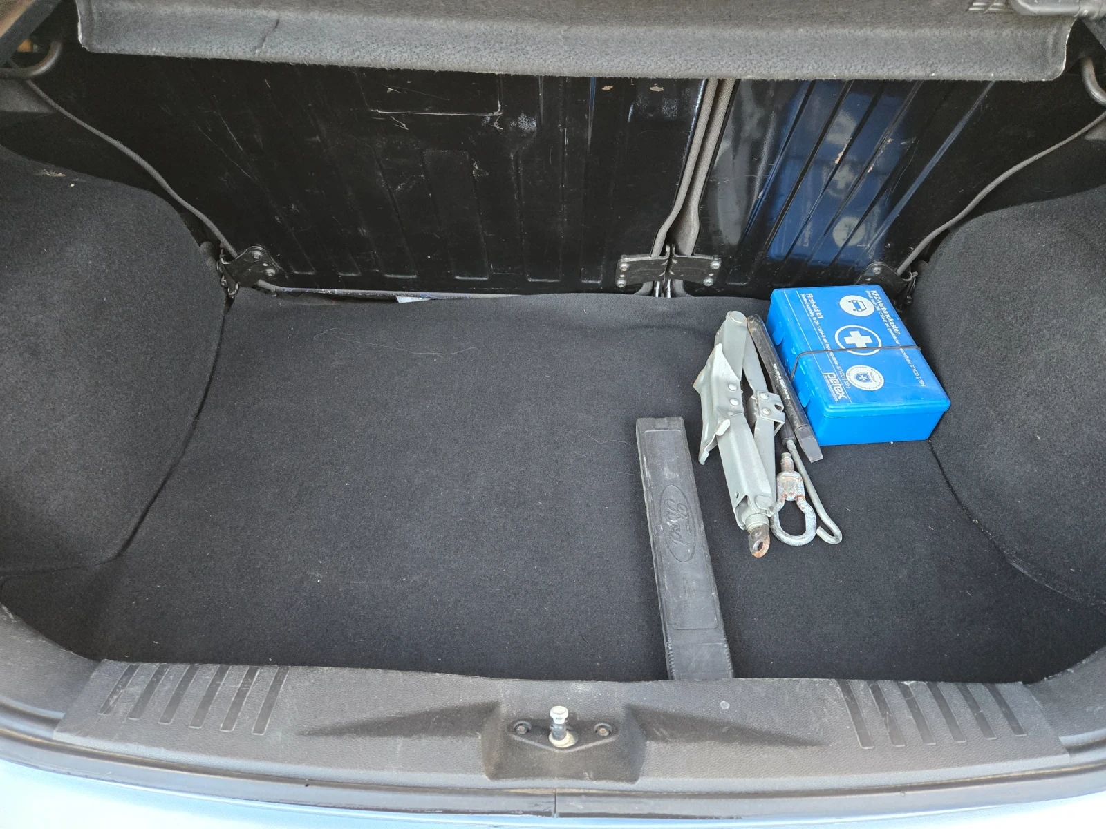 Ford Fiesta 1.3 - изображение 8