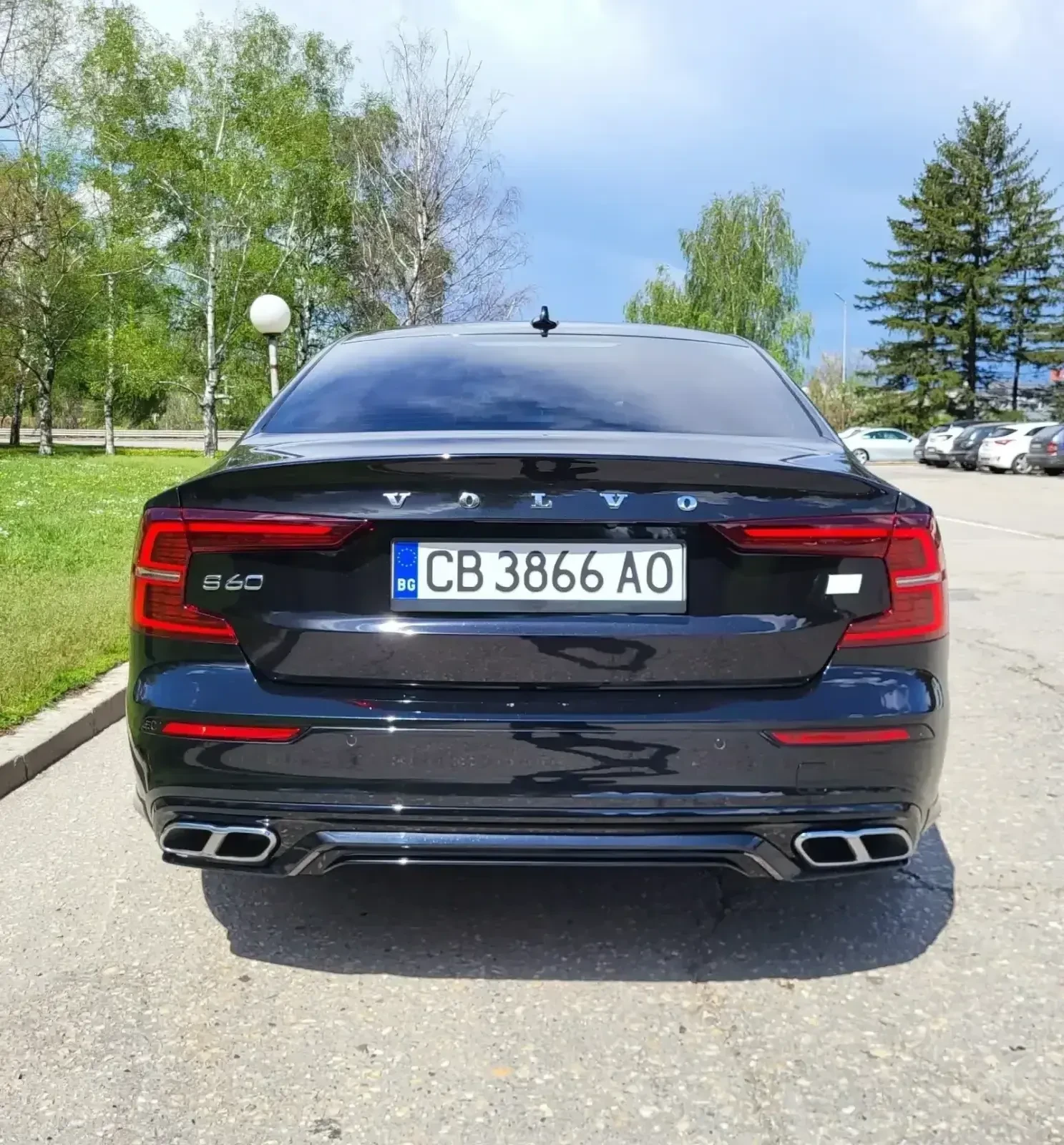 Volvo S60 T8 Recharge  - изображение 7