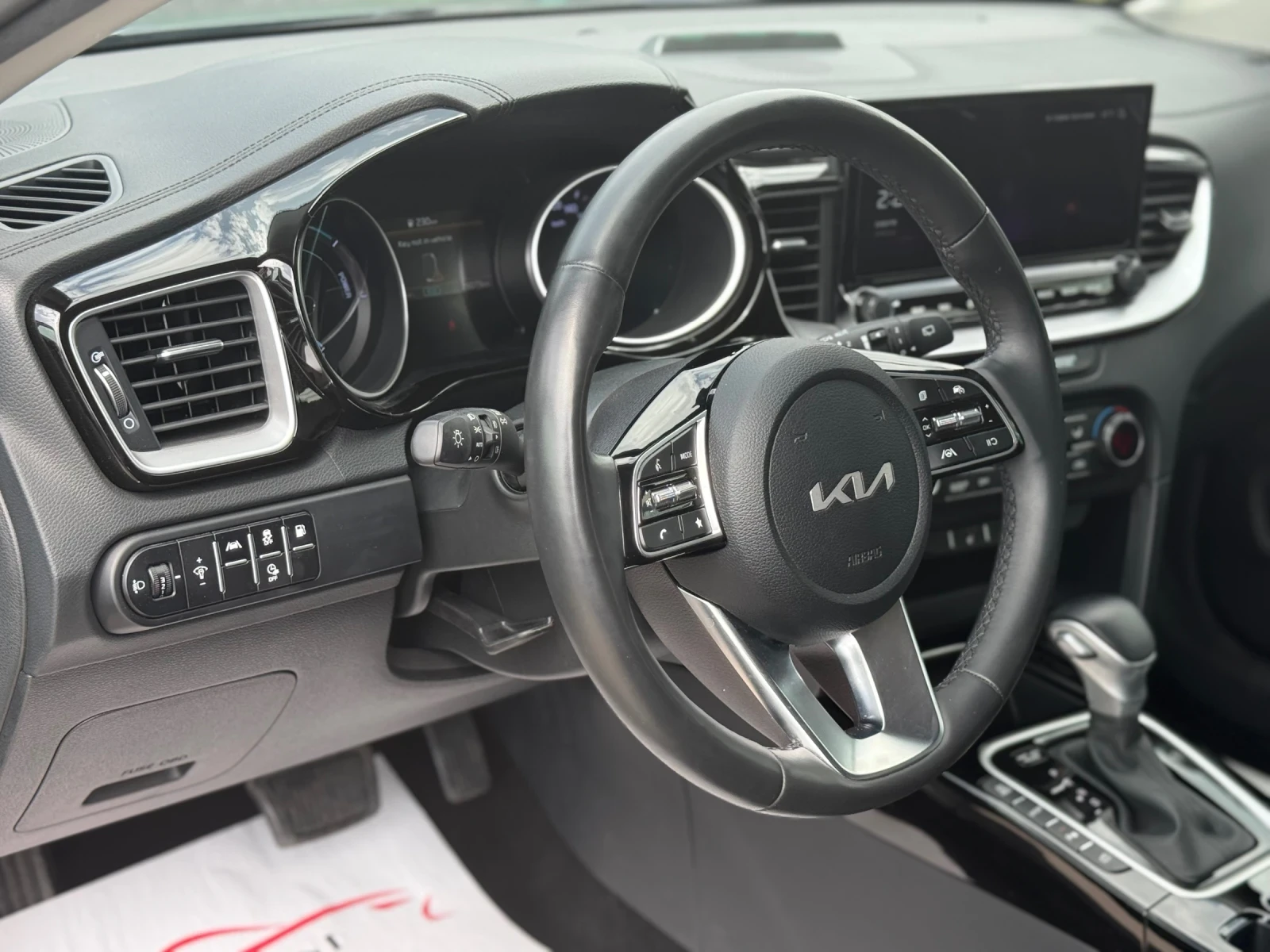 Kia Ceed Plug-in /LED/NAVI/KEYLESS GO/  | Mobile.bg   12