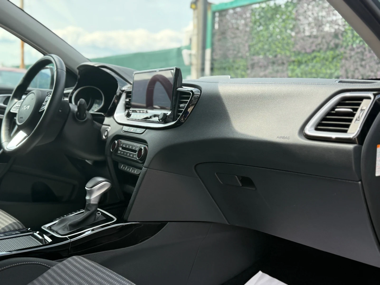 Kia Ceed Plug-in /LED/NAVI/KEYLESS GO/  | Mobile.bg   15