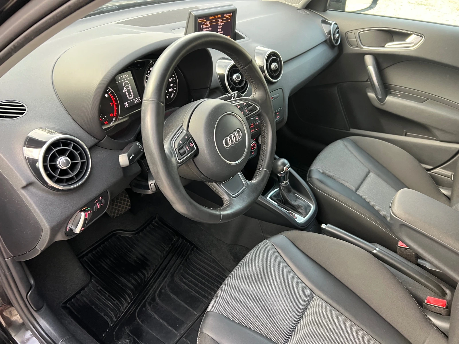 Audi A1 1.4-АВТОМАТИК! | Mobile.bg — изображение 11