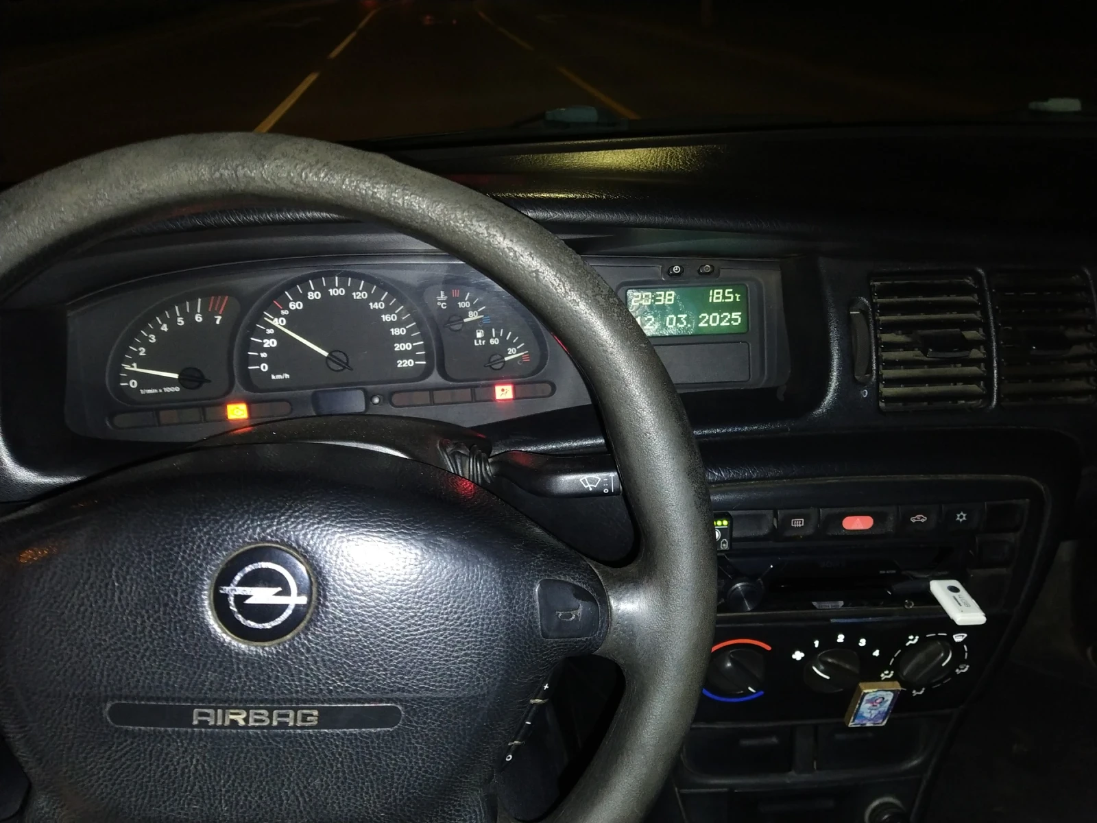 Opel Vectra  - изображение 3