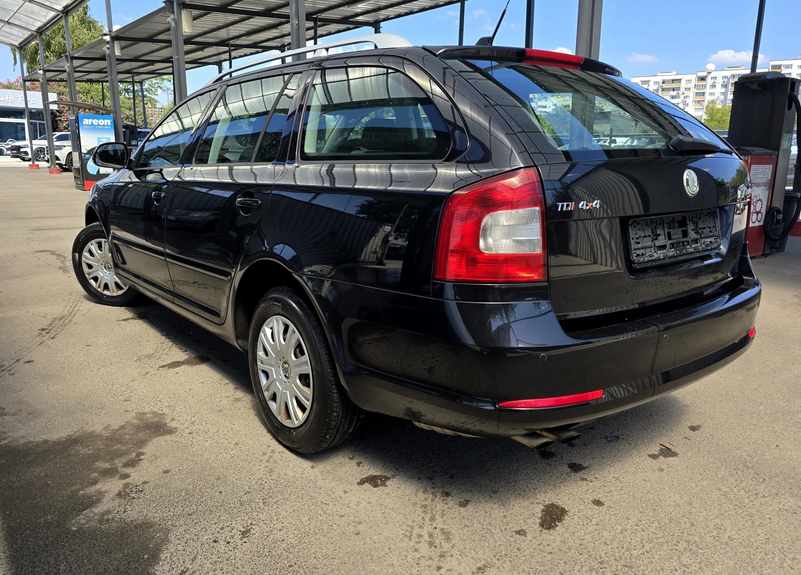 Skoda Octavia 2.0Common Rail/4x4/КАТО НОВ - изображение 7