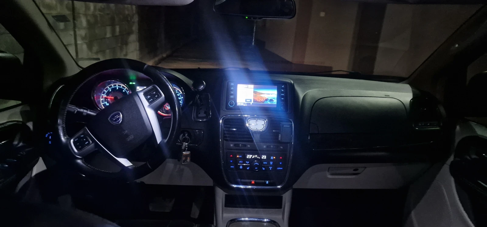 Lancia Voyager | Mobile.bg   17