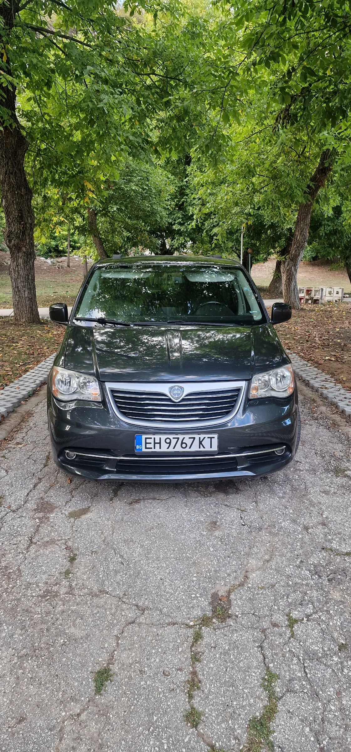 Lancia Voyager  - изображение 2