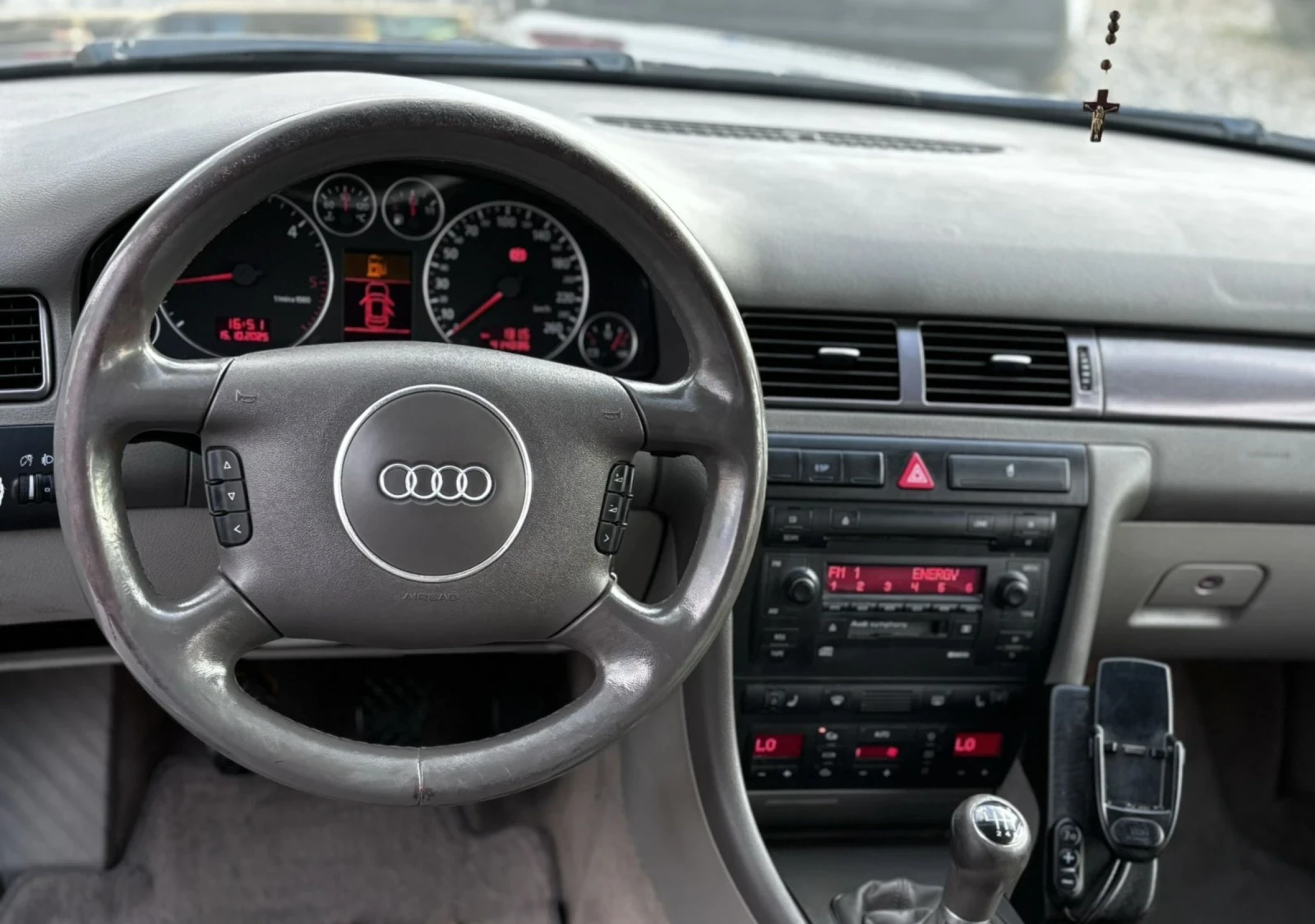 Audi A6 1.9~TDI~131 - изображение 9