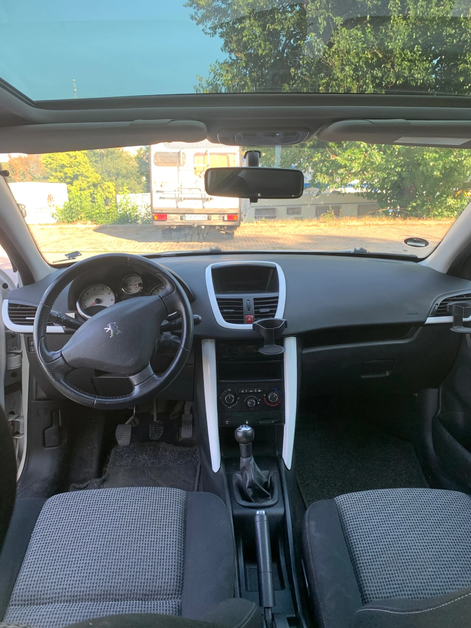 Peugeot 207  - изображение 8