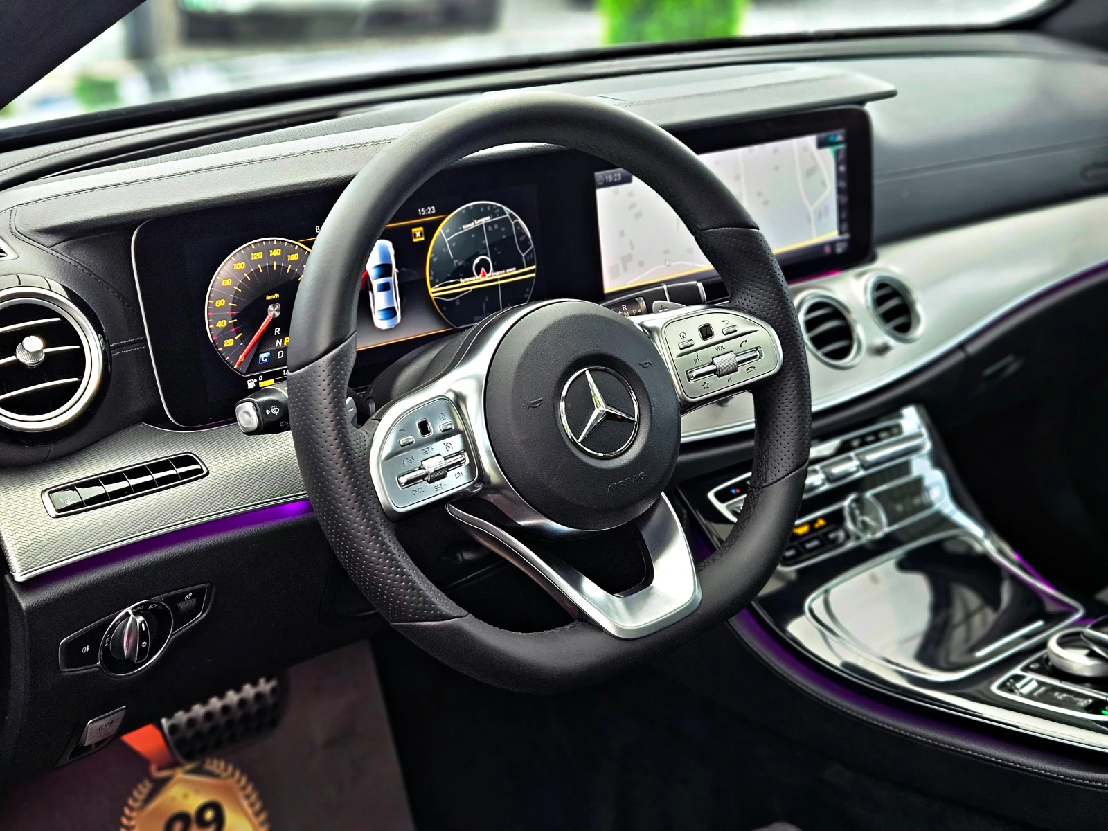 Mercedes-Benz E 220 AMG/4MAT/9G/DISTR/HUD/САМERA/ПОДГРЕВ/CAR PLAY/LIZI - изображение 10