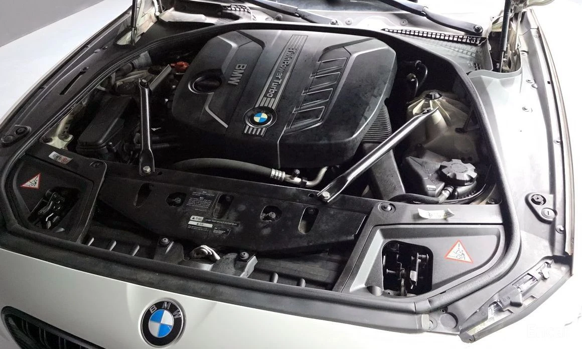 BMW 520  - изображение 6