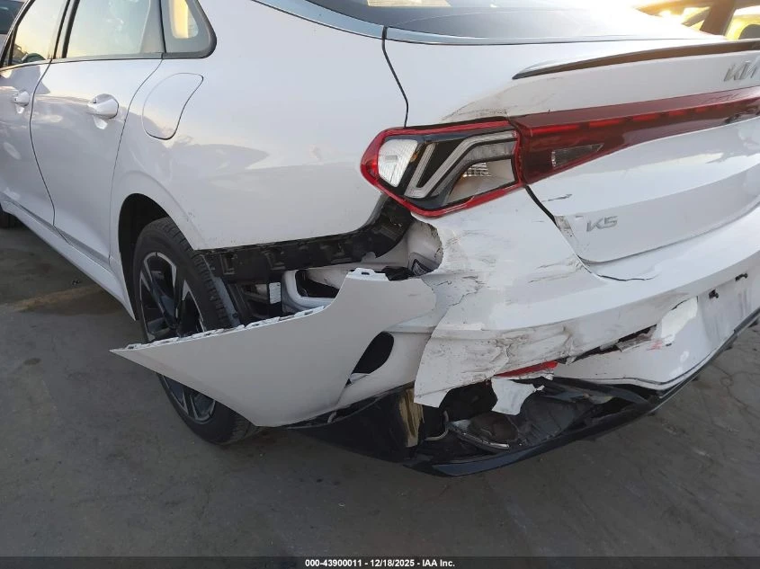 Kia K5 1.6L I-4 DI, DOHC, VVT, TURBO, 180HP Front Wheel | Mobile.bg � ����������� 11