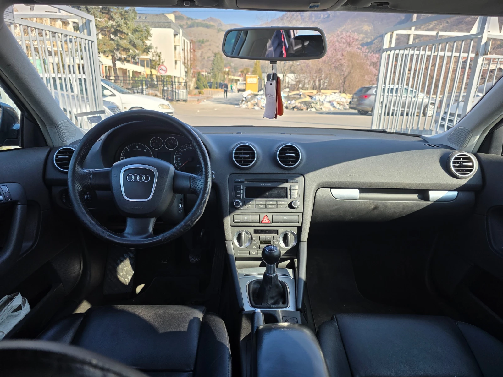 Audi A3 2.0 TDI НАПЪЛНО ОБСЛУЖЕН , снимка 10 - Автомобили и джипове - 53866176