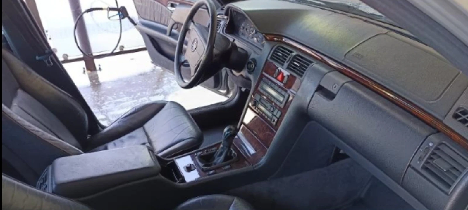 Mercedes-Benz E 200 W210, снимка 7 - Автомобили и джипове - 53891271