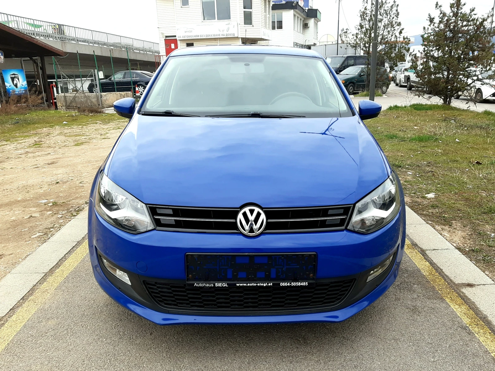 VW Polo EURO-5B-HIGHLINE ! ! ! , снимка 2 - Автомобили и джипове - 53978858