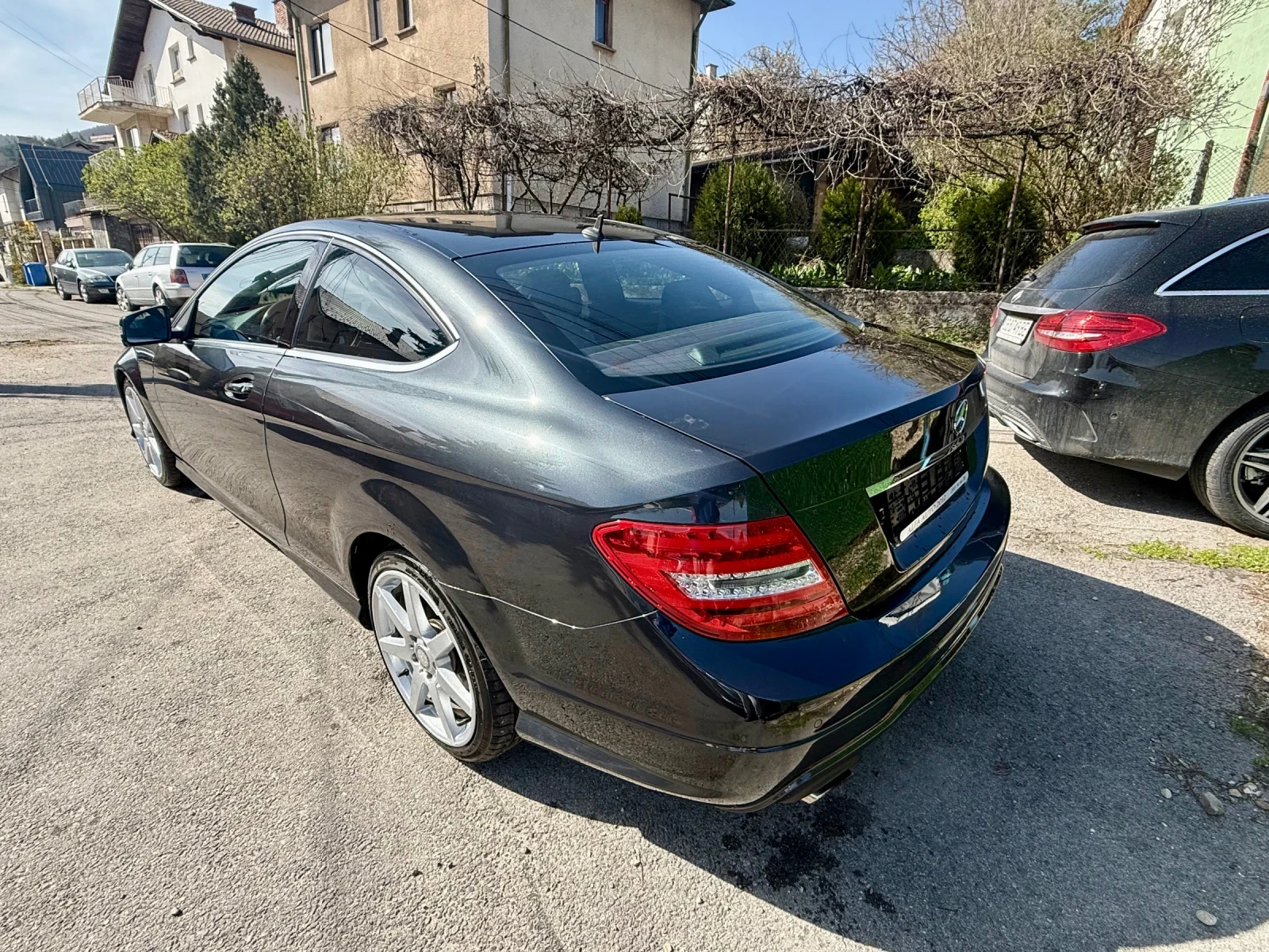 Mercedes-Benz C 250 AMG, Сменени ВЕРИГИ, Купе, отличен, снимка 7 - Автомобили и джипове - 54225416