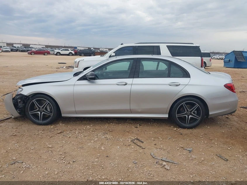 Mercedes-Benz E 300 2.0L I-4 DI, DOHC, VVT, TURBO, 241HP Rear Wheel | Mobile.bg � ����������� 14