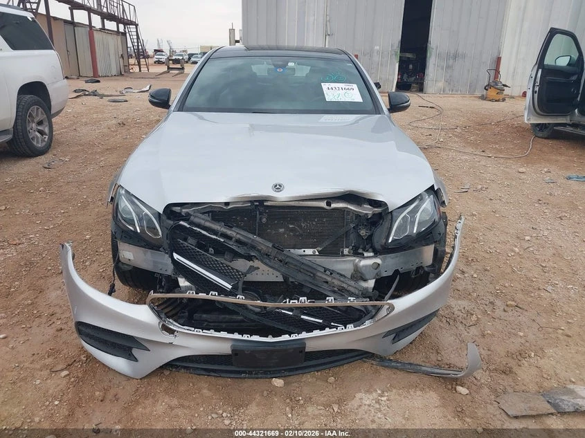 Mercedes-Benz E 300 2.0L I-4 DI, DOHC, VVT, TURBO, 241HP Rear Wheel | Mobile.bg � ����������� 12