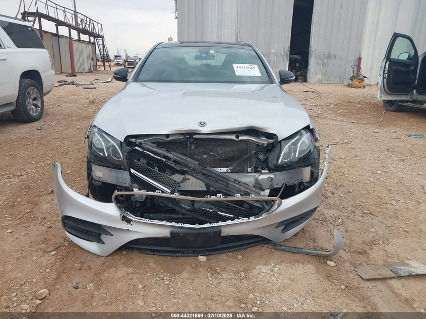 Mercedes-Benz E 300 2.0L I-4 DI, DOHC, VVT, TURBO, 241HP Rear Wheel | Mobile.bg � ����������� 6