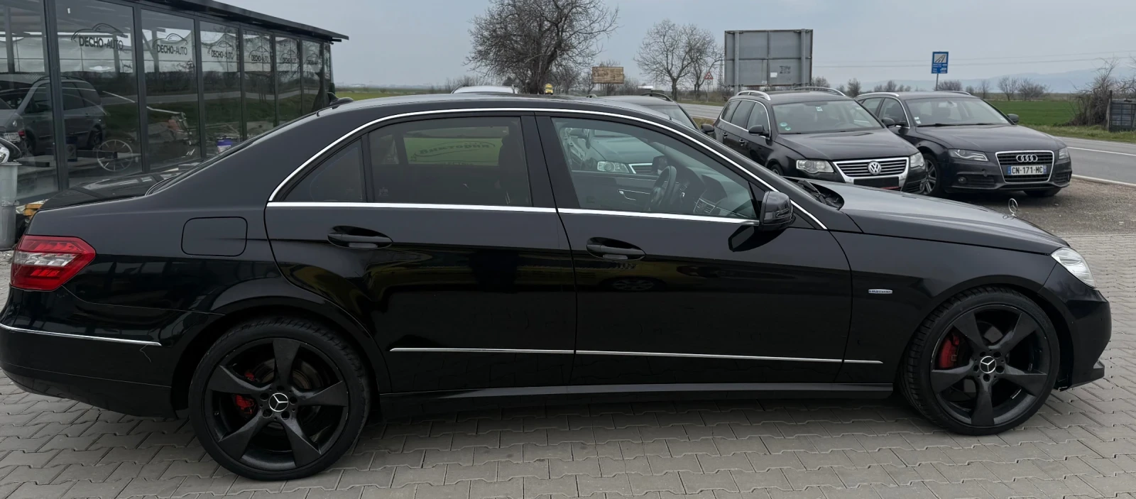 Mercedes-Benz E 350, снимка 3 - Автомобили и джипове - 54812366