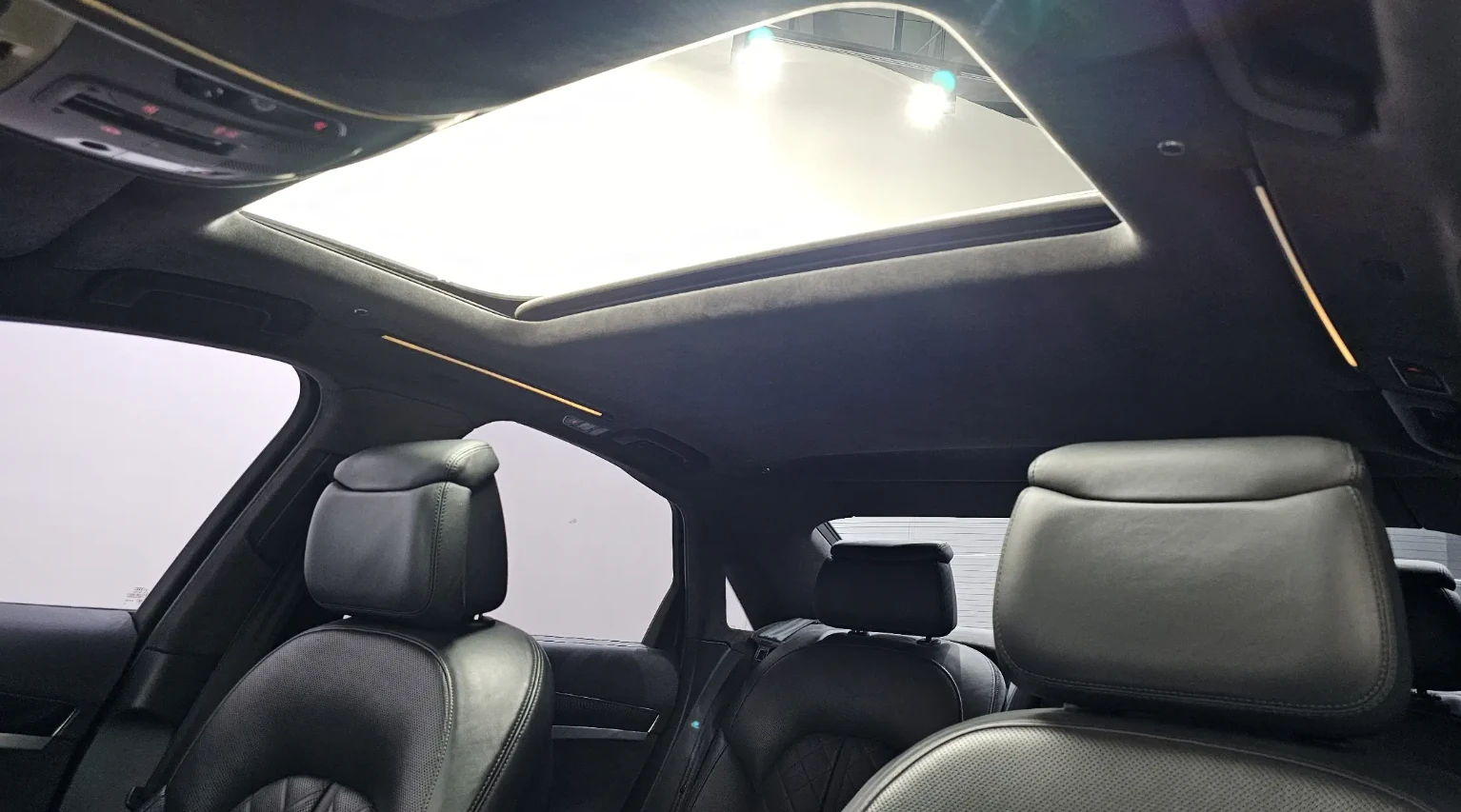 Audi S8 BANG&OLUFSEN, снимка 8 - Автомобили и джипове - 54815320