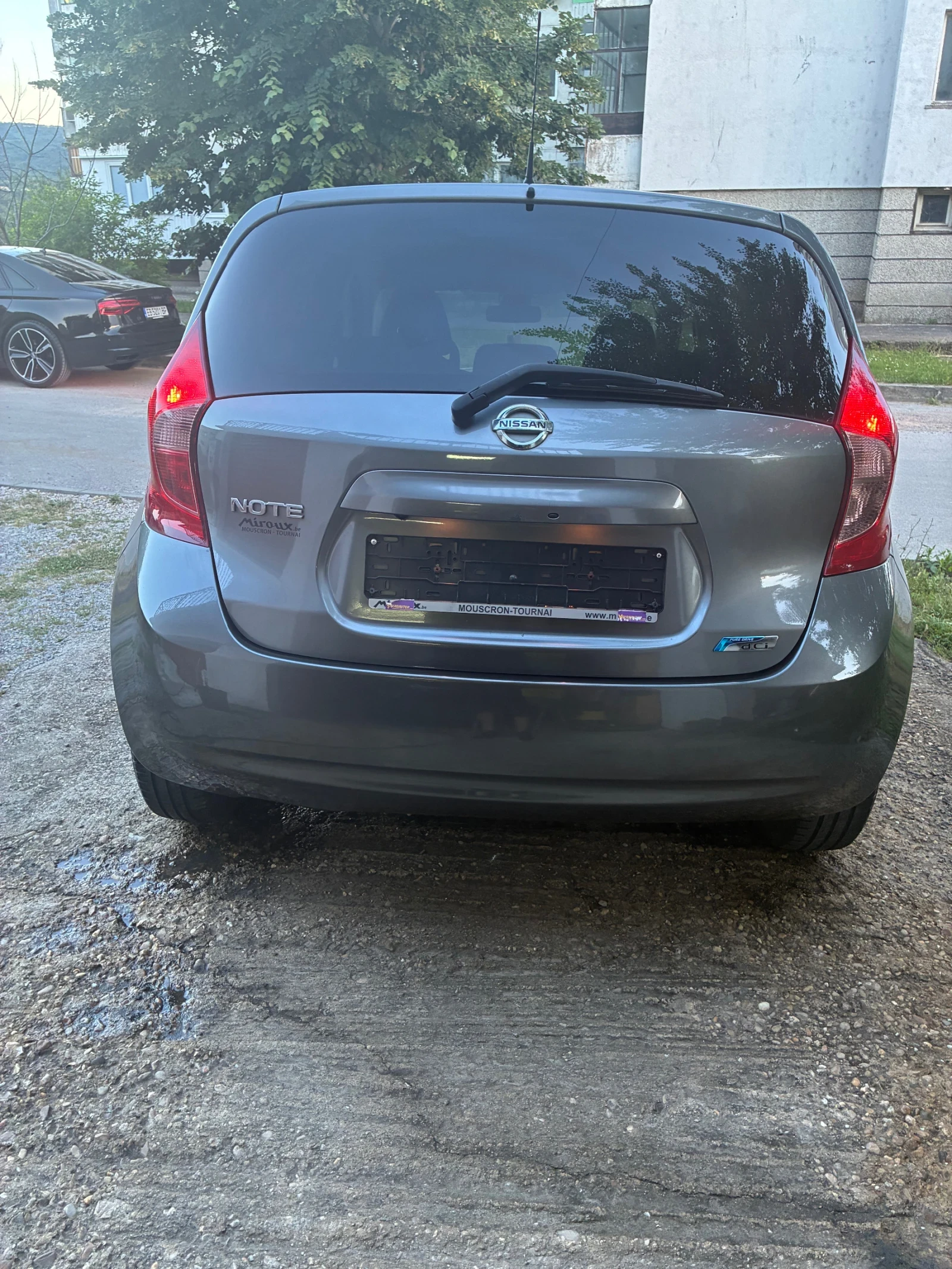 Nissan Note 1.5dci/navi/, снимка 4 - Автомобили и джипове - 55036238