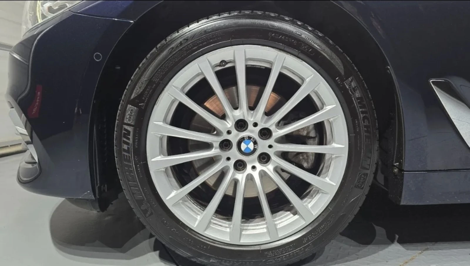 BMW 520 (G30) 520i Luxury, снимка 15 - Автомобили и джипове - 55286855