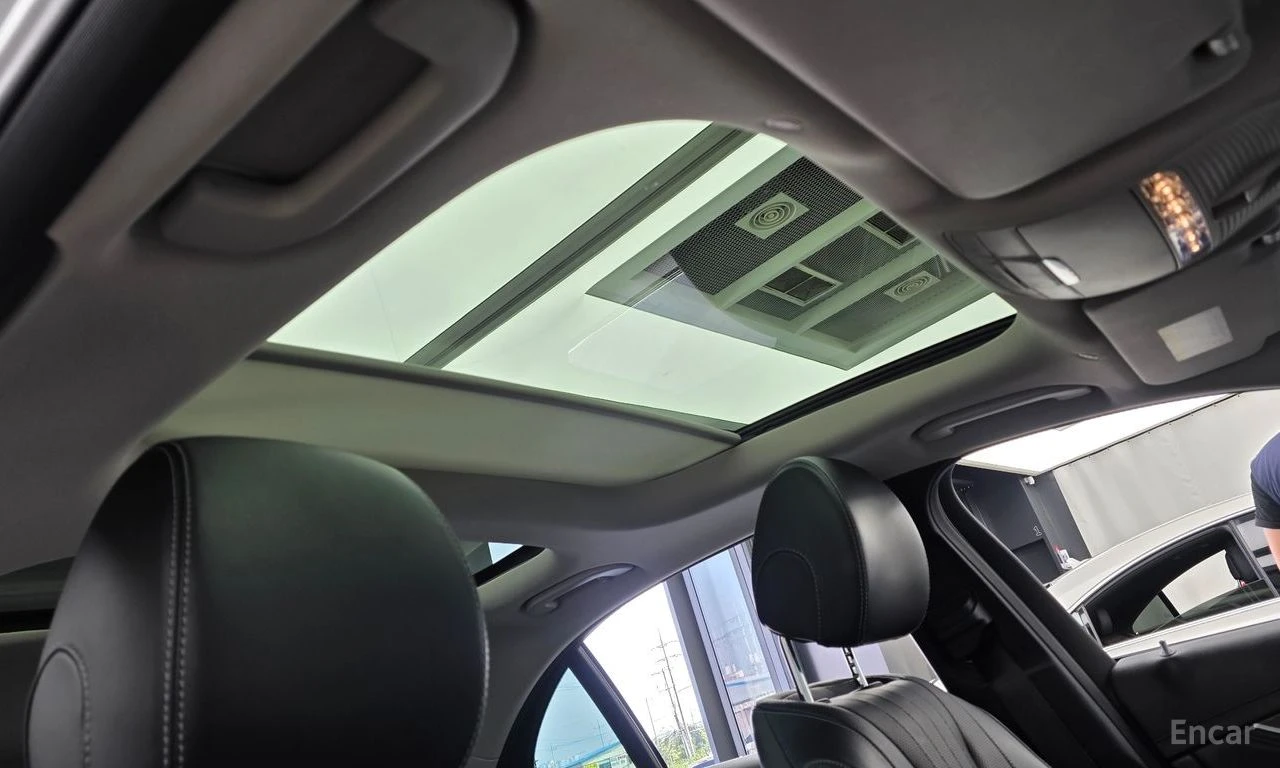 Mercedes-Benz E 300 ���������* �����* ���������* �����* 360������*  | Mobile.bg � ����������� 13