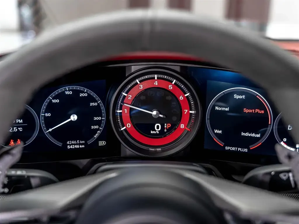 Porsche 911 Carrera 4S| PCCB Carbon Ceramics| Burmester, снимка 13 - Автомобили и джипове - 55617526